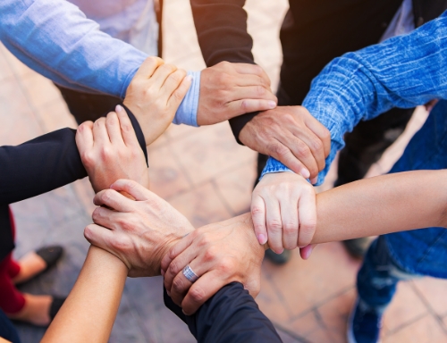 成为bb贝博Ballbet的一份子