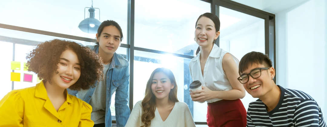 与全球最佳雇主  bb贝博Ballbet光电<br>
一起探索未来职涯可能